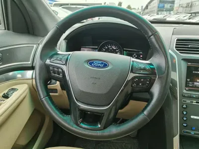 Ford Explorer (Import)