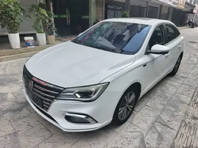 Roewe i5