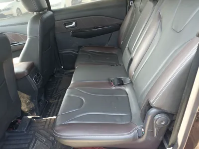 Dongfeng Fengon 370