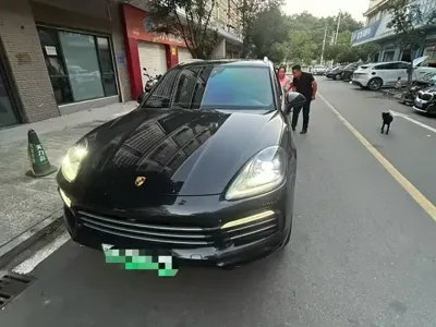 Porsche Cayenne Hybrid
