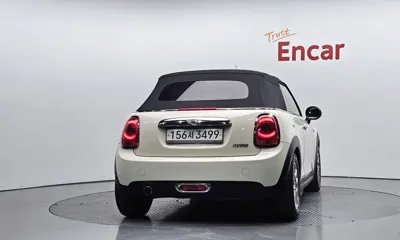 MINI Cooper Convertible
