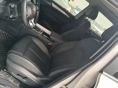 Roewe RX5