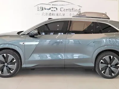 BYD 唐L