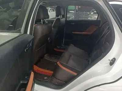 BYD e2