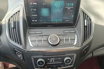 Dongfeng Aeolus AX5