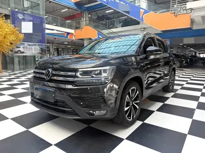 Volkswagen Tharu