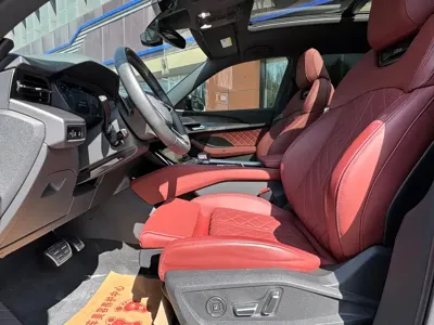 Audi Q6