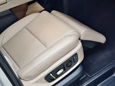 Li Auto Li MEGA