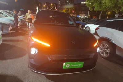 Nio ES8