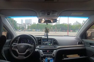 Hyundai Elantra (6th Generation