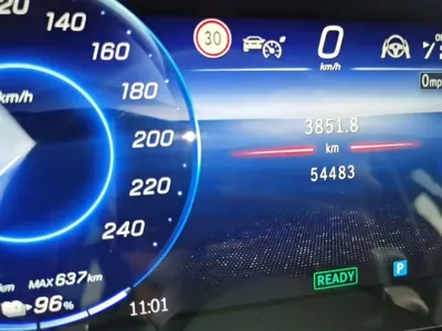 Mercedes-Benz EQS SUV