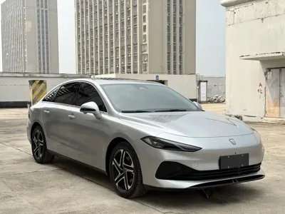 Roewe D7