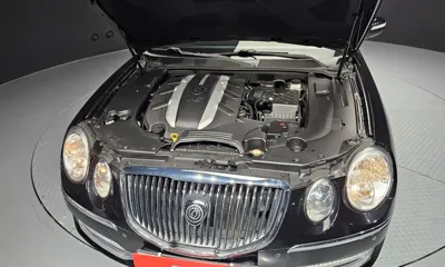 Kia Opirus