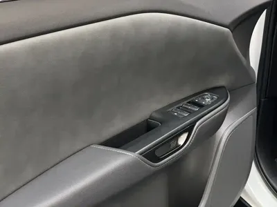 Lexus RZ