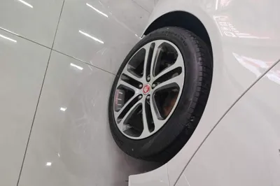 Jaguar XEL