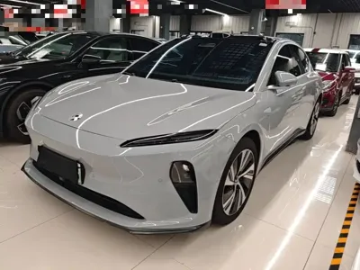 Nio ET5