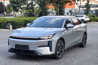 Geely Galaxy L6