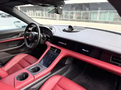Porsche Taycan