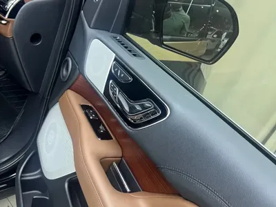 Lincoln Navigator