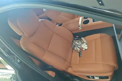 Li Auto L8