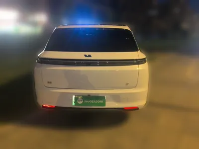 Li Auto L7