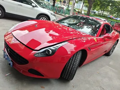 Ferrari California T