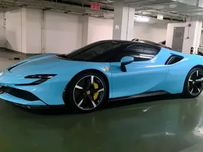 Ferrari SF90