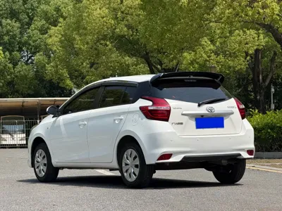 Toyota Yaris L