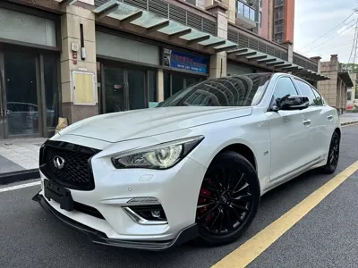 Infiniti Q50L