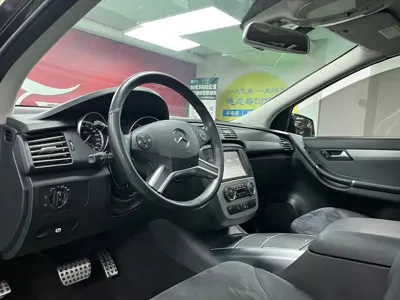 Mercedes-Benz R-Class