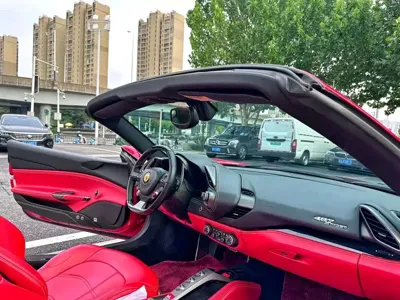 Ferrari 488