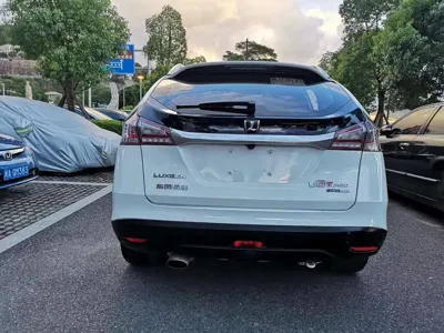 Luxgen U6