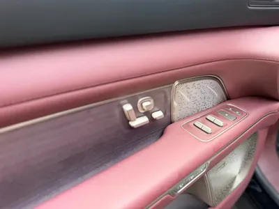 Nio ES8