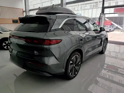 BYD 唐L