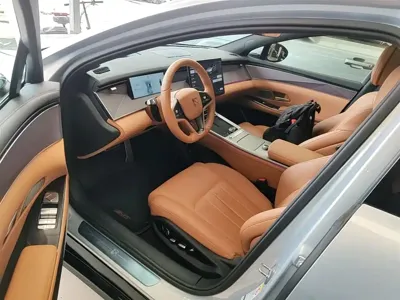 BYD 汉L