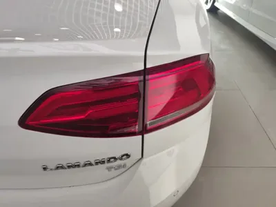 Volkswagen Lamando