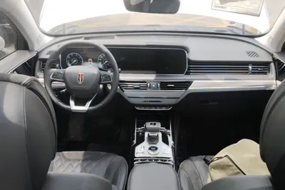 Hongqi HS5