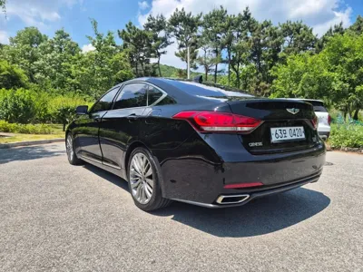 Hyundai Genesis