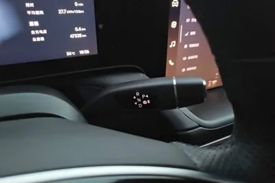 Xpeng P7