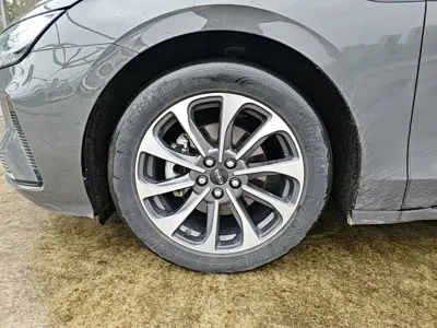 Lincoln Z