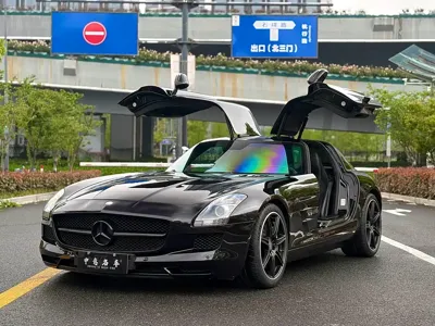 Mercedes-Benz SLS AMG