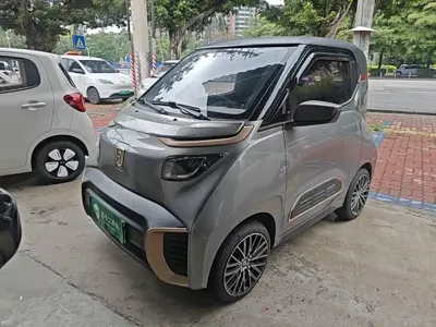 Baojun E200