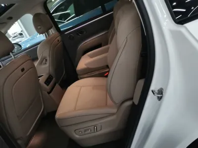 Li Auto Li Auto i8