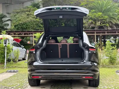 Nio EC6
