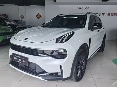 Lynk & Co 01