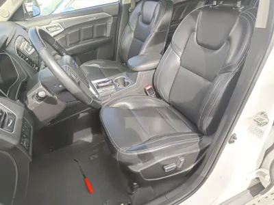 Geely Vision X6