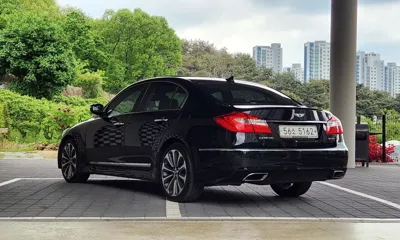 Hyundai Genesis