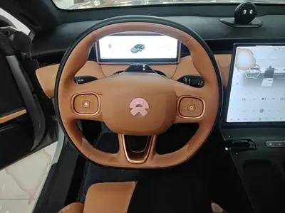 Nio ET5