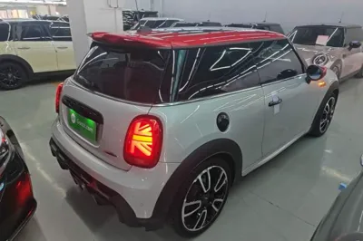 MINI JCW