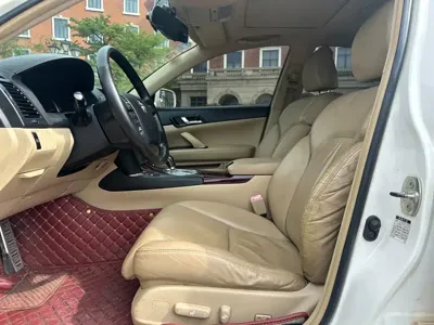 Toyota Reiz
